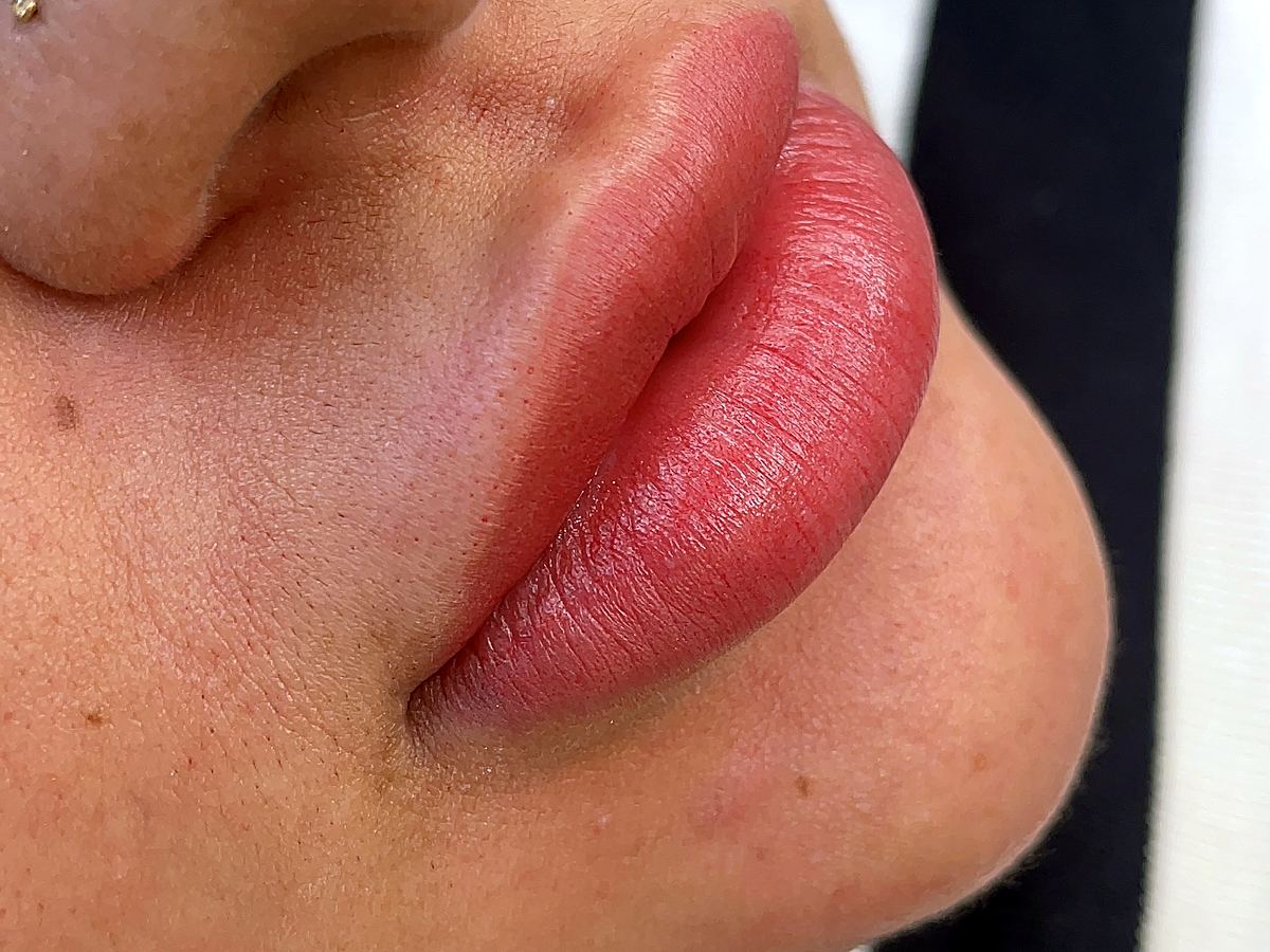 Micropigmentação labial